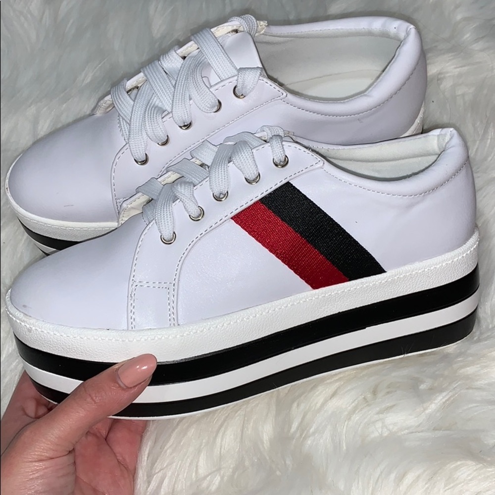 Platform sneakers